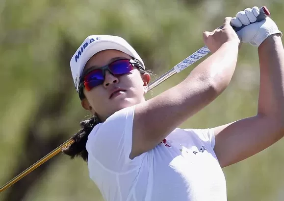 Sei Young Kim Leads Buick LPGA Shanghai with Stellar 10-Under 62