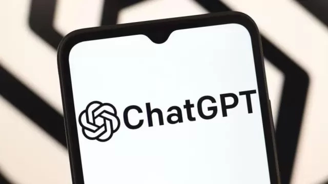 ChatGPT's Enhanced Safety: GPT-5 Routing & Parental Controls